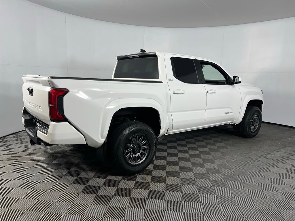 Used 2024 Toyota Tacoma SR5 image 7