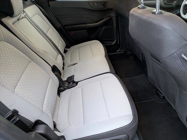 Used 2025 Ford Escape Active AWD/4WD image 19