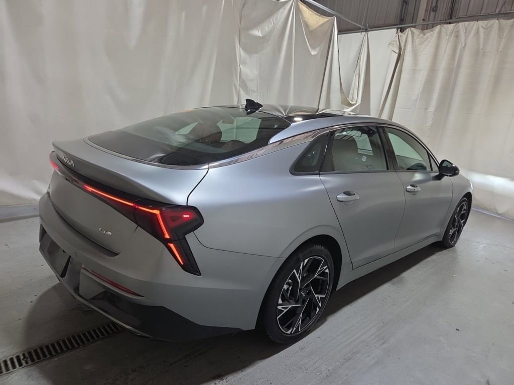 Used 2025 Kia K5 GT-Line w/ GT-Line Premium Package image 6