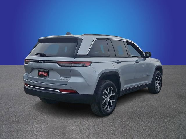 Used 2025 Jeep Grand Cherokee Limited image 4