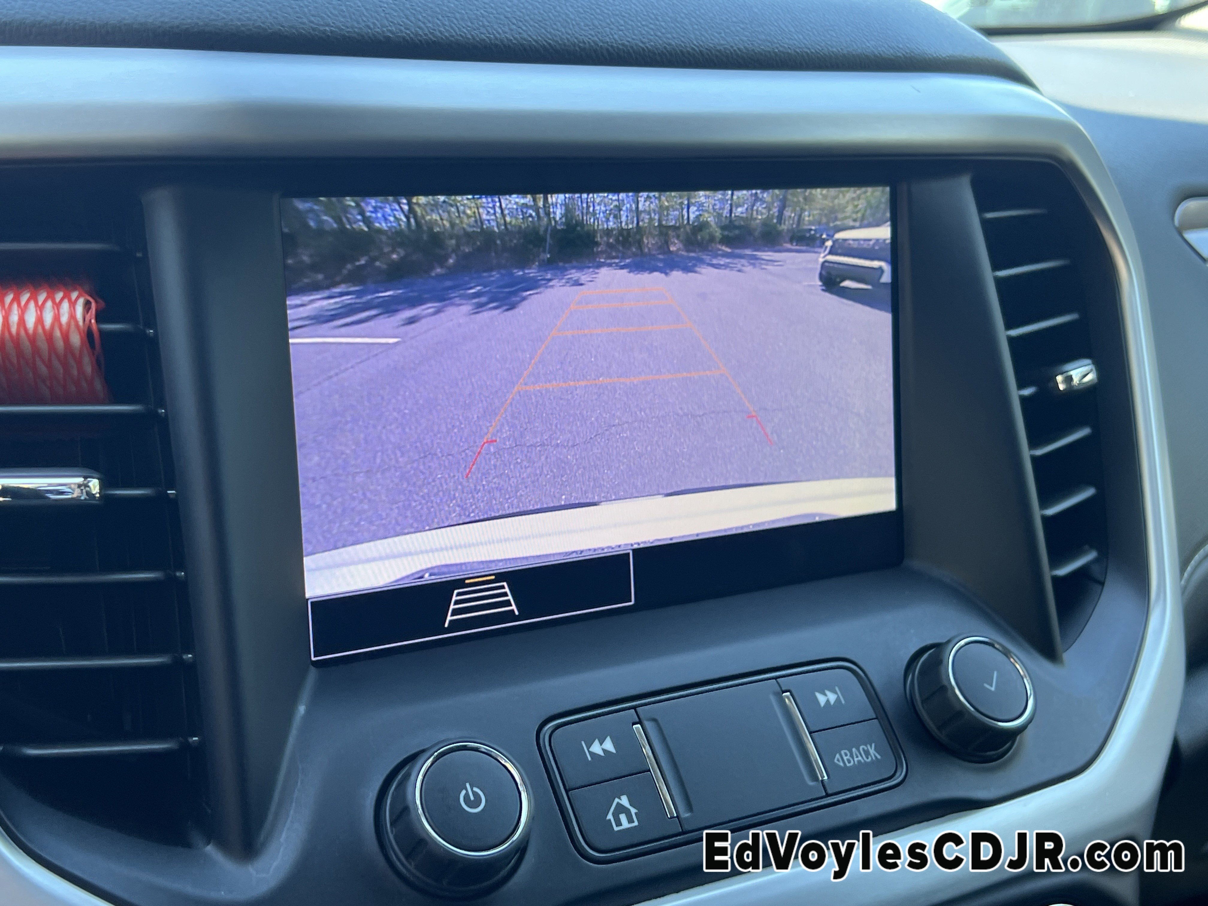 Used 2022 GMC Acadia SLE w/ Driver Convenience Package image 38