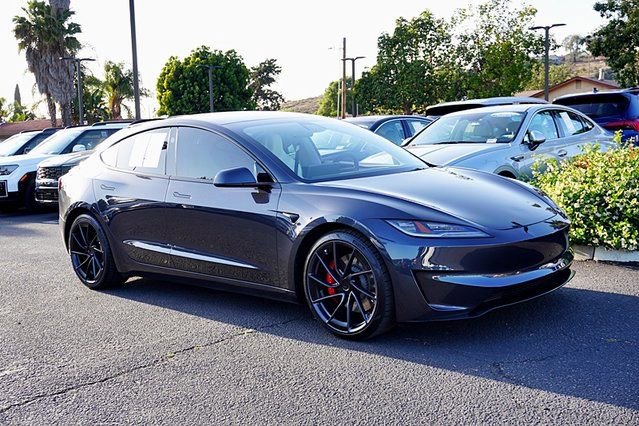 Used 2024 Tesla Model 3 Performance image 6