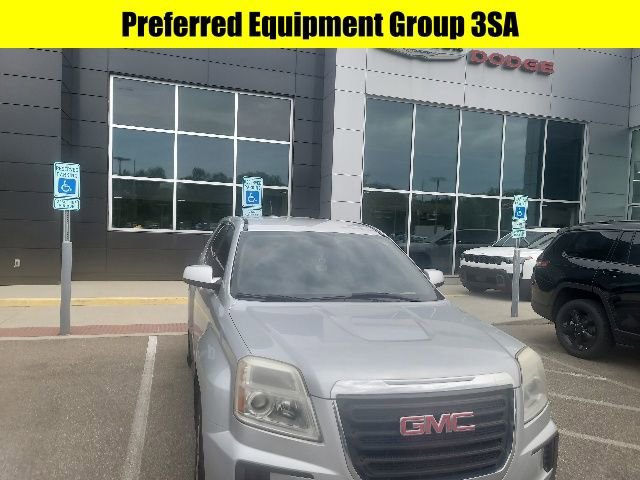 Used 2017 GMC Terrain SLE AWD/4WD image 2