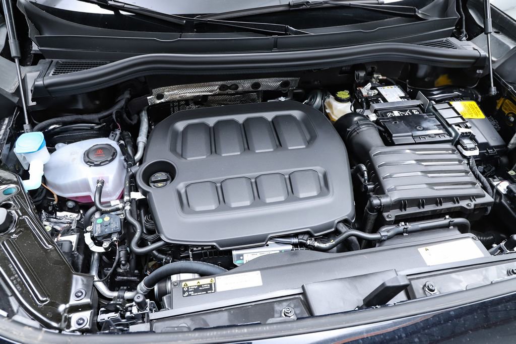 New 2026 Volkswagen Tiguan SE image 28