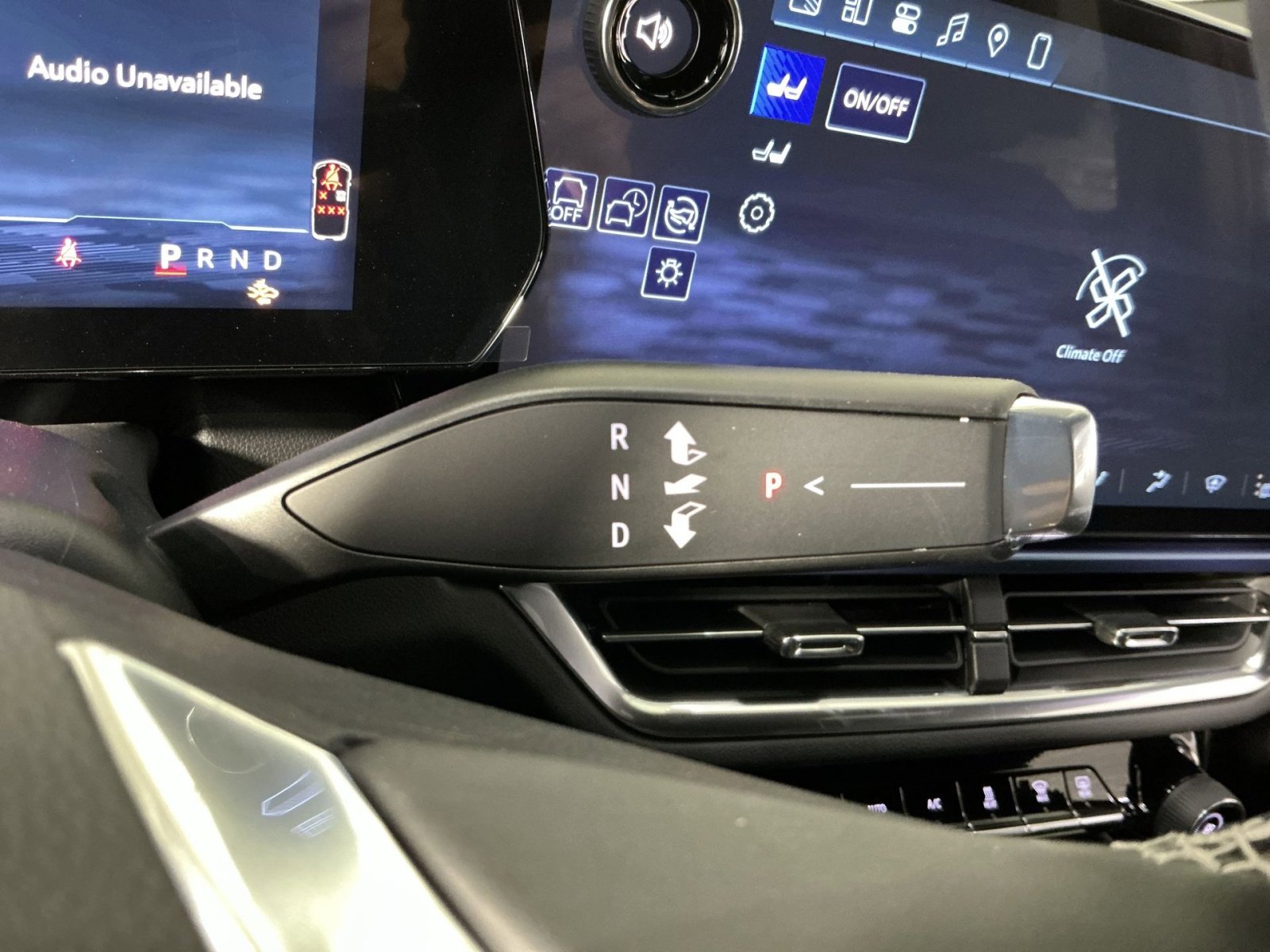 New 2026 Chevrolet Equinox EV LT image 30