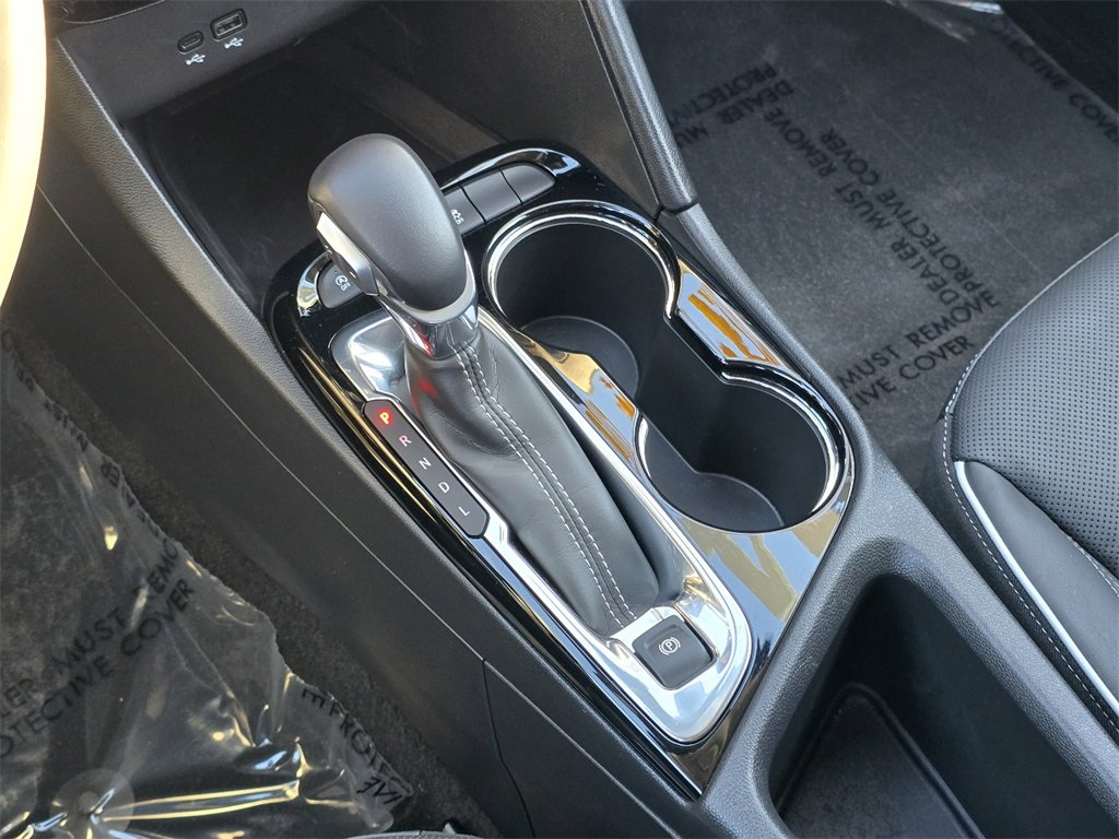 Certified 2024 Buick Encore GX Avenir image 22