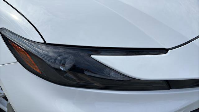Used 2025 Toyota Camry LE AWD/4WD image 9