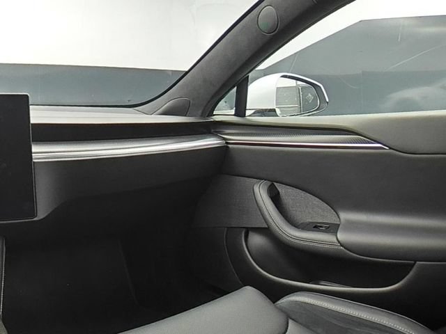 Used 2024 Tesla Model S Plaid AWD/4WD image 18