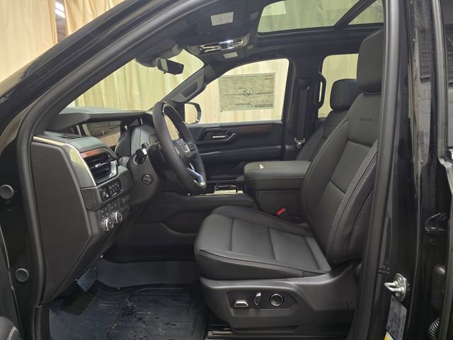 New 2026 GMC Yukon XL Denali w/ Denali Reserve Package image 15