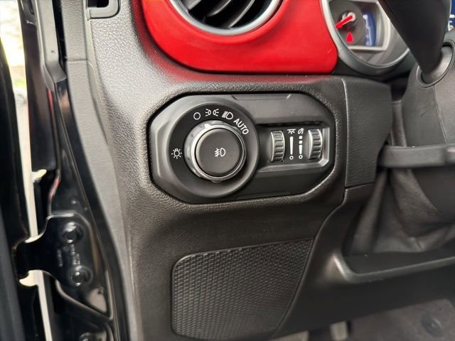 Used 2021 Jeep Wrangler Unlimited Rubicon image 13