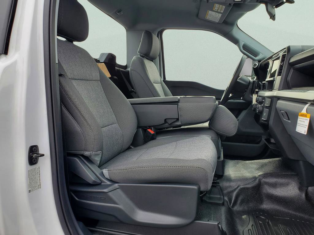 New 2025 Ford F450 XL image 15