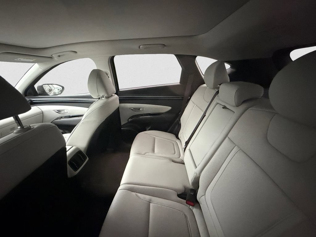 Certified 2024 Hyundai Tucson Limited FWD image 8