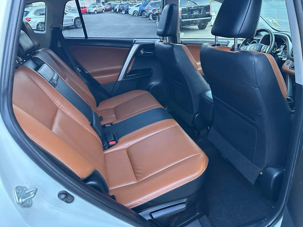 Used 2017 Toyota RAV4 Limited w/ Advanced Technology Package AWD/4WD image 11