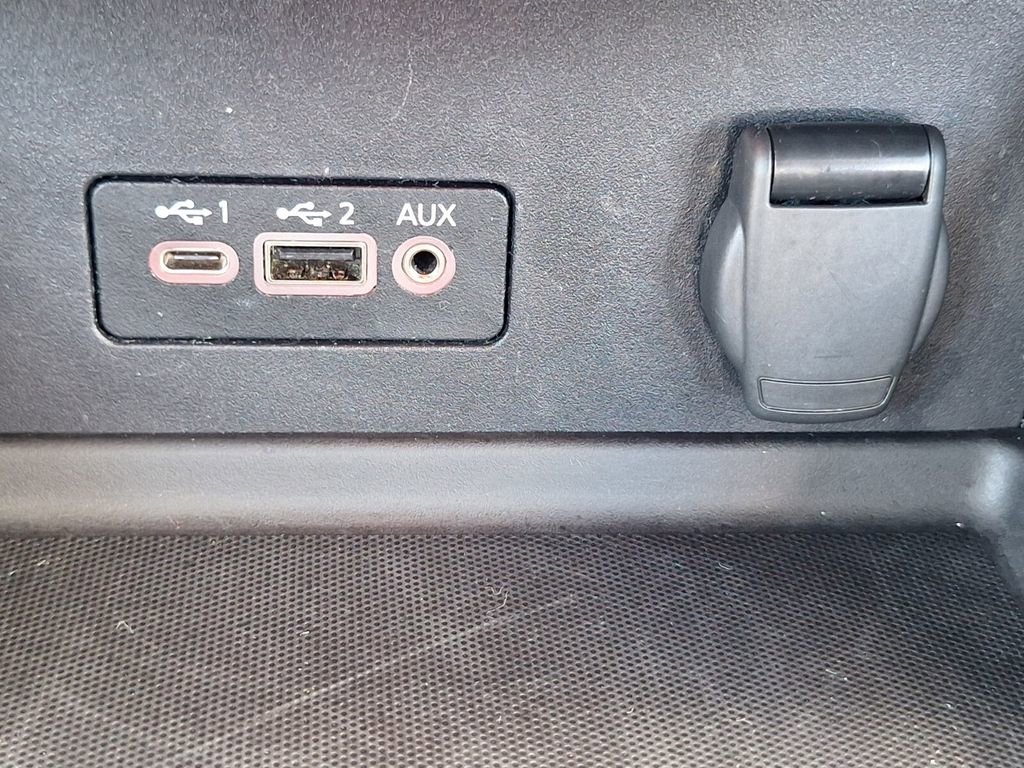 Used 2022 Nissan Sentra SV w/ All-Weather Package image 17