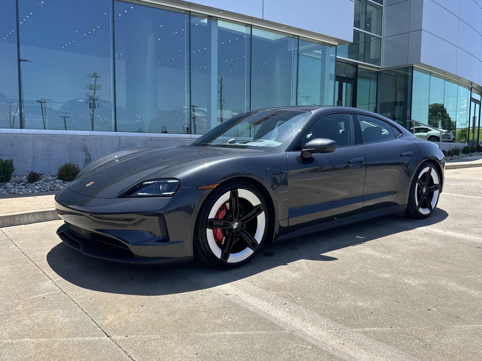 New 2025 Porsche Taycan 4S AWD/4WD 360° Tour