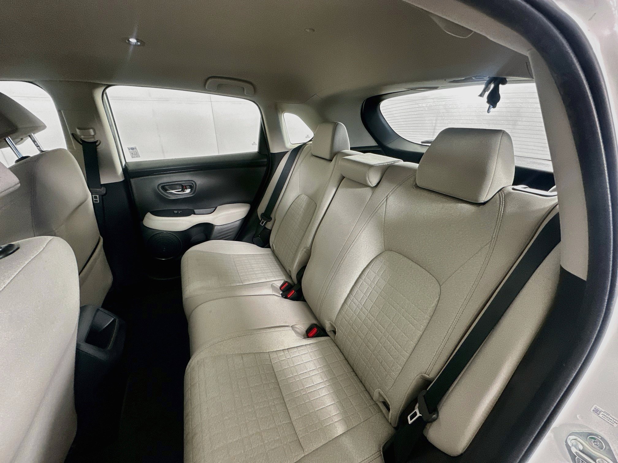 Used 2023 Honda HR-V LX image 25