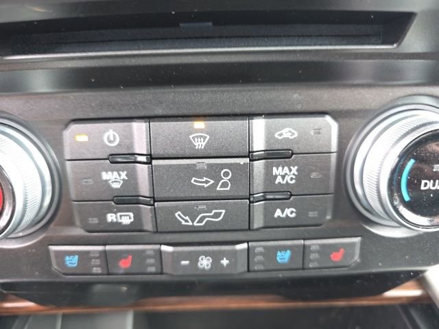 Used 2017 Ford F150 Lariat w/ Equipment Group 502A Luxury image 7