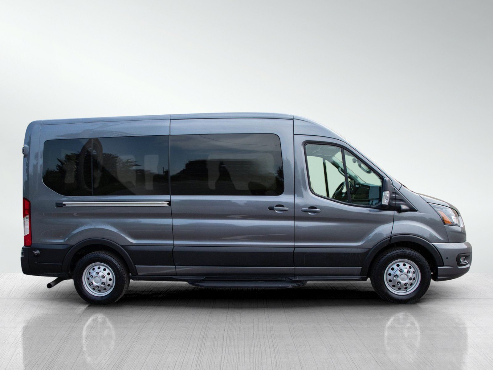 Used 2024 Ford Transit 350 XLT AWD/4WD image 6