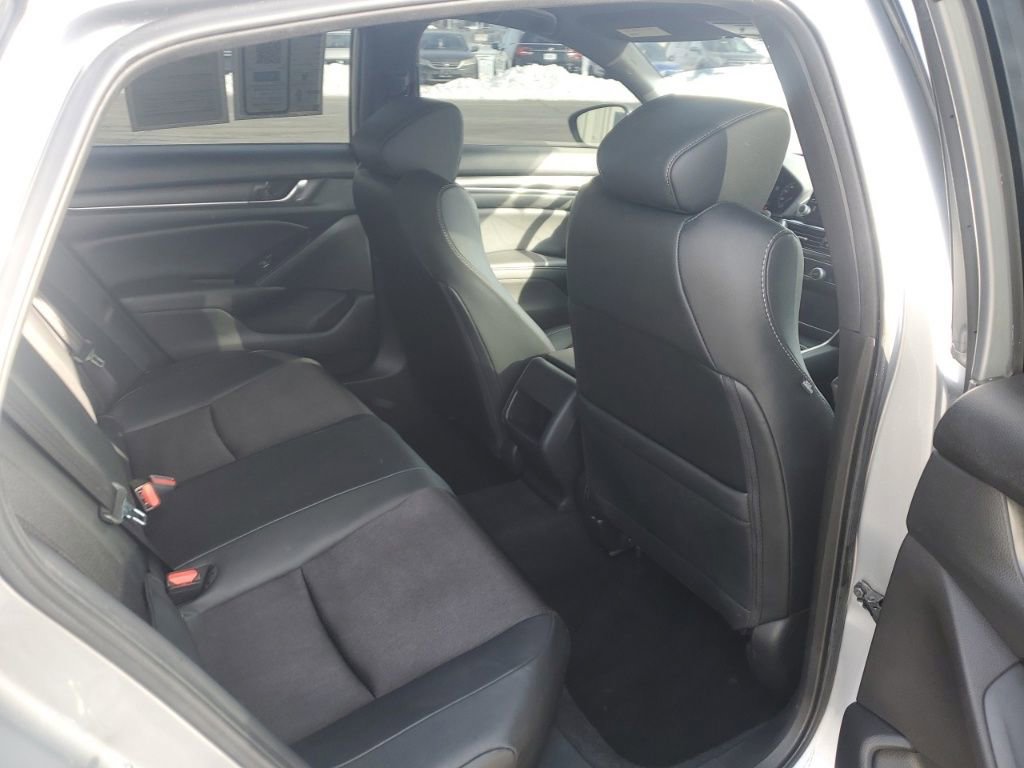 Used 2020 Honda Accord Sport image 30