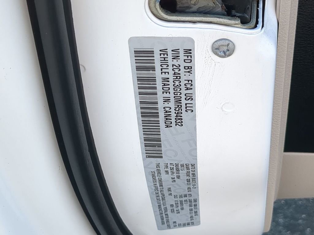 Used 2021 Chrysler Pacifica Limited w/ Premium & Safety Sphere Group image 24