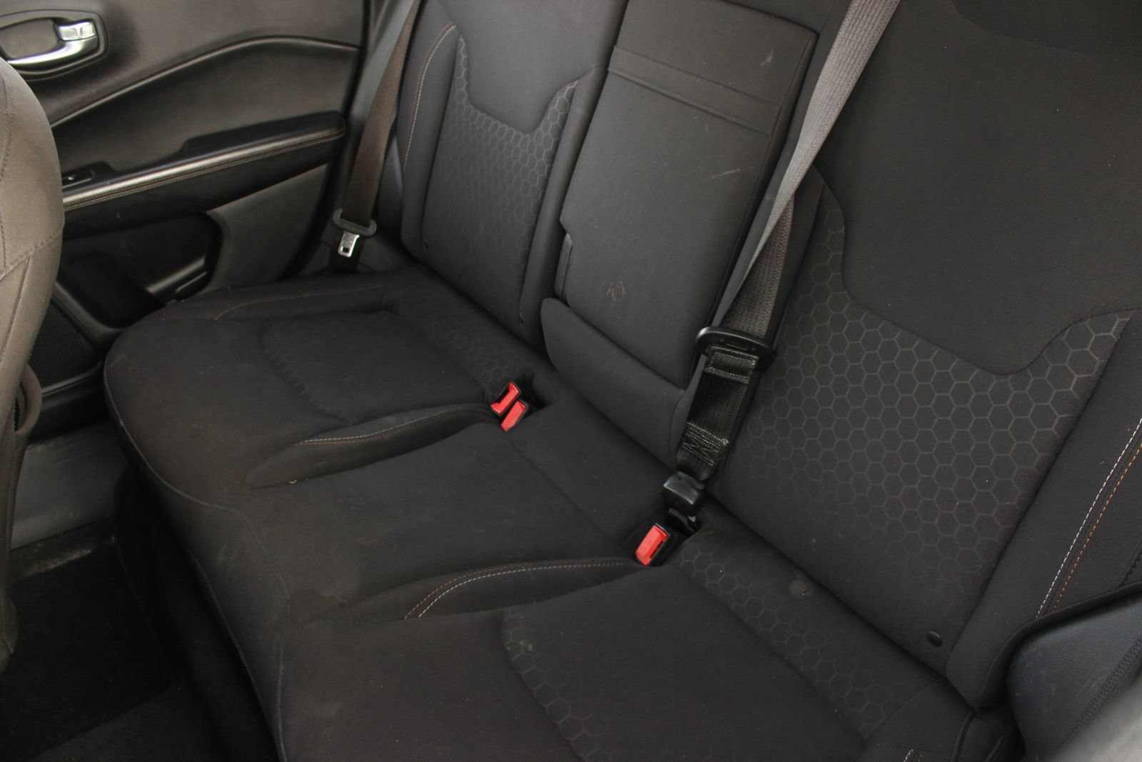 Used 2018 Jeep Compass Sport AWD/4WD image 19