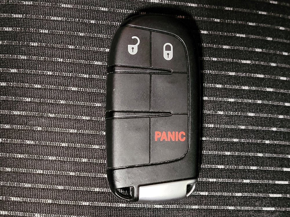 Used 2019 Dodge Journey SE FWD image 32