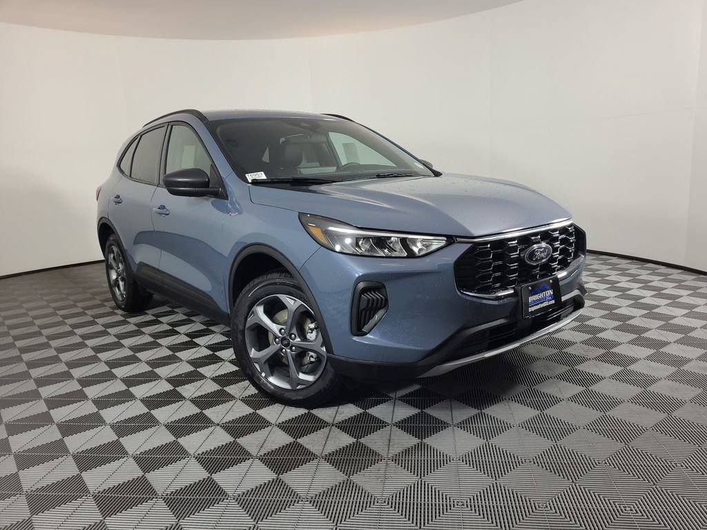 New 2026 Ford Escape ST-Line w/ Tech Pack #1 AWD/4WD image 1