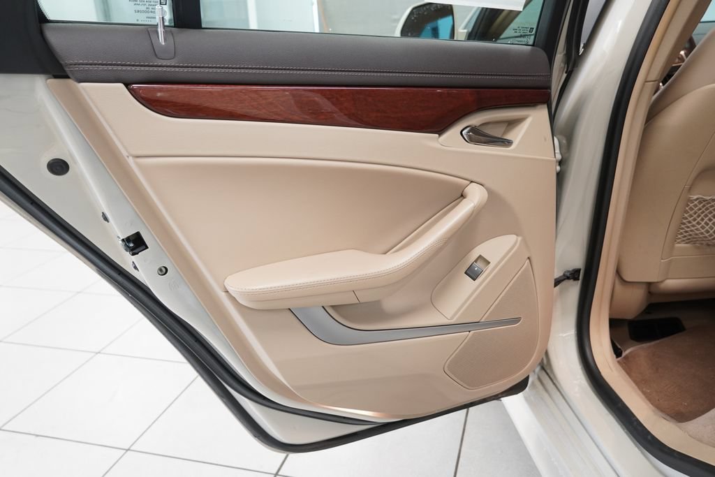 Used 2011 Cadillac CTS Luxury AWD/4WD image 24