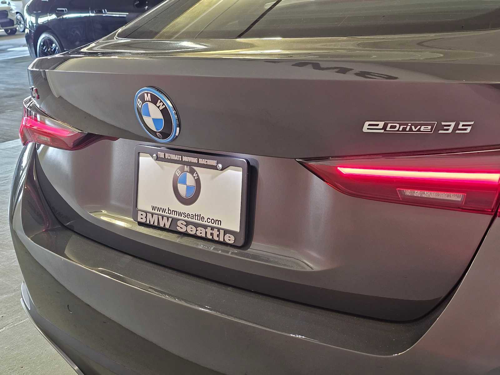 Used 2023 BMW i4 eDrive35 image 7