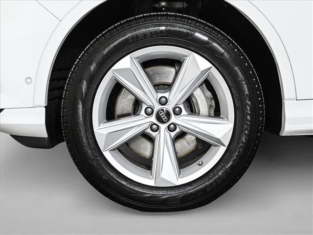 Used 2022 Audi Q7 3.0T Premium image 26