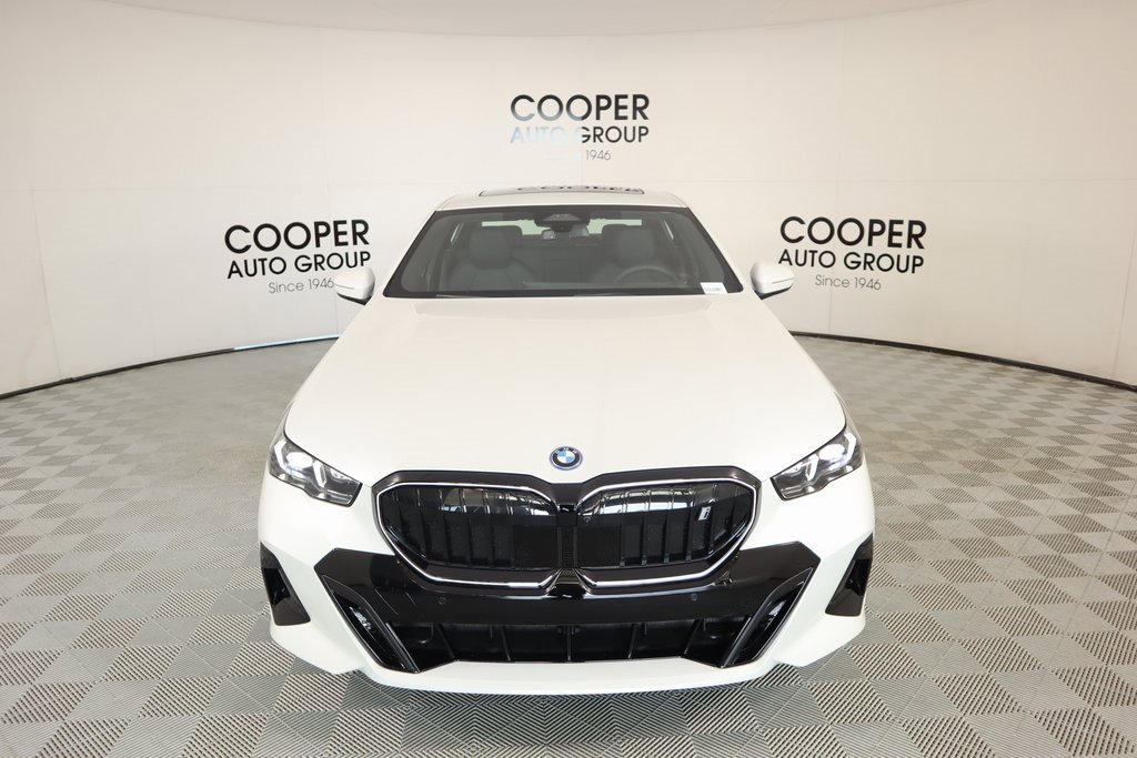 New 2025 BMW i5 xDrive40 w/ M Sport Package image 10