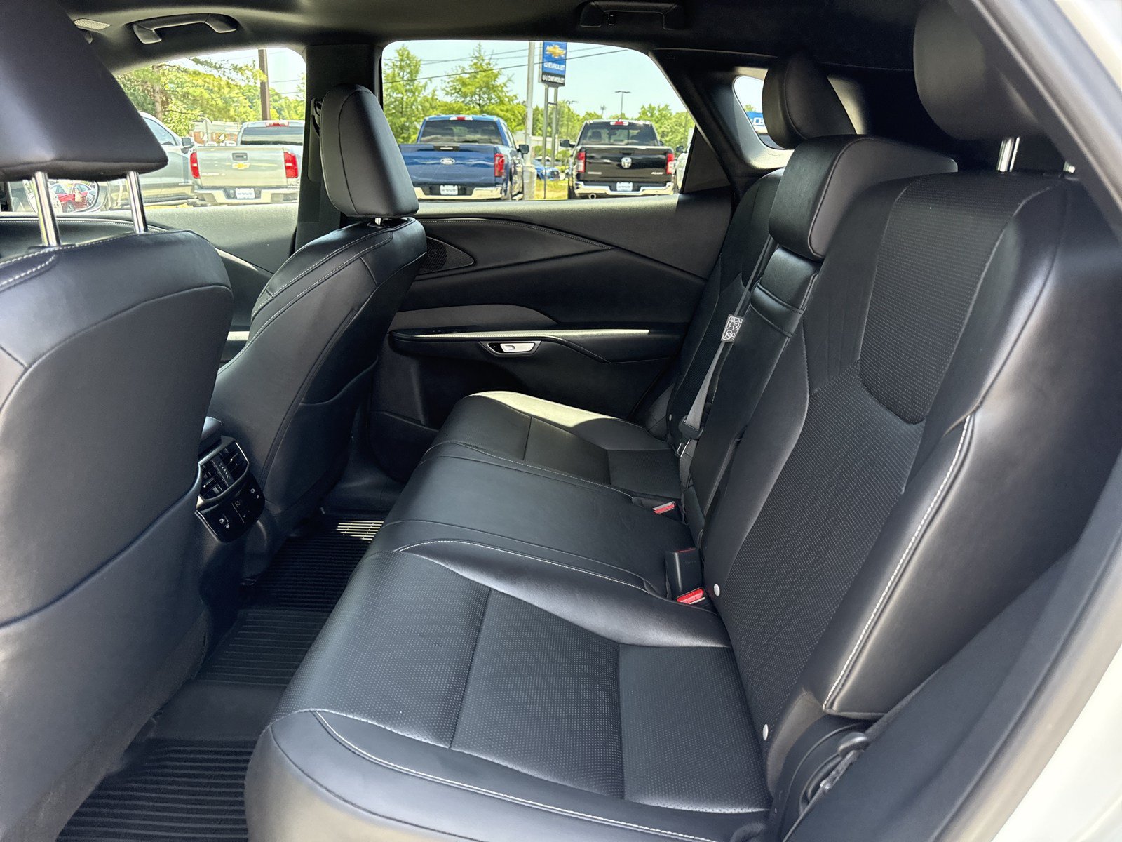 Used 2023 Lexus RX 350 Premium Plus w/ Accessory Package AWD/4WD image 14