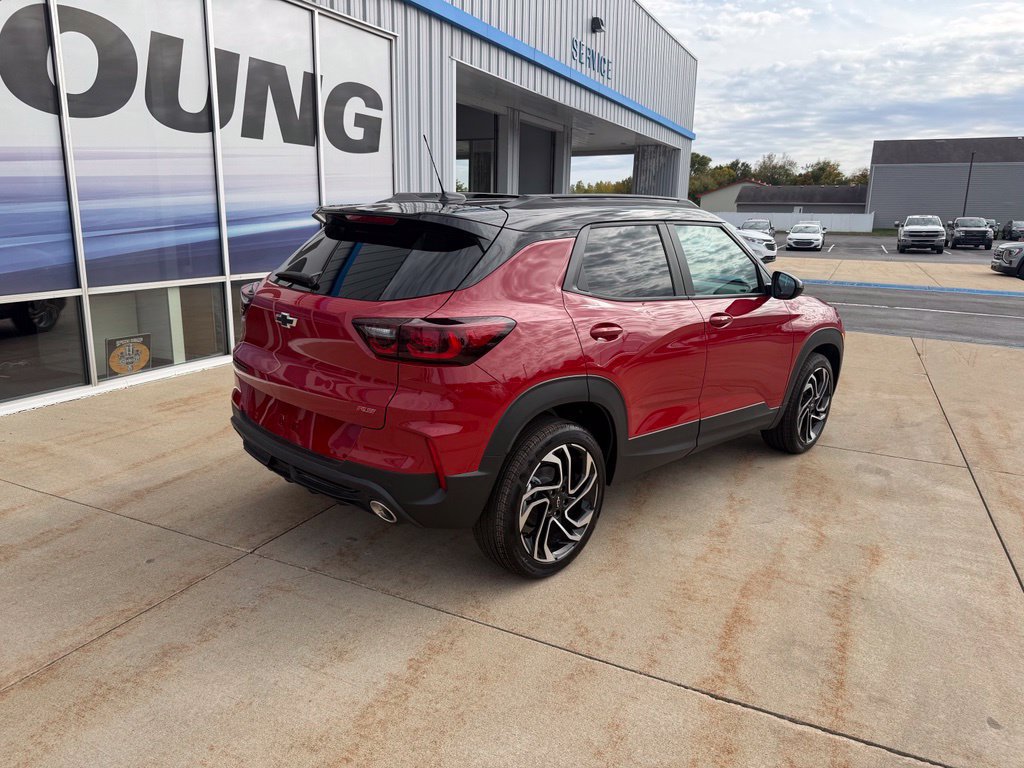 New 2026 Chevrolet TrailBlazer RS w/ Convenience Package FWD image 3