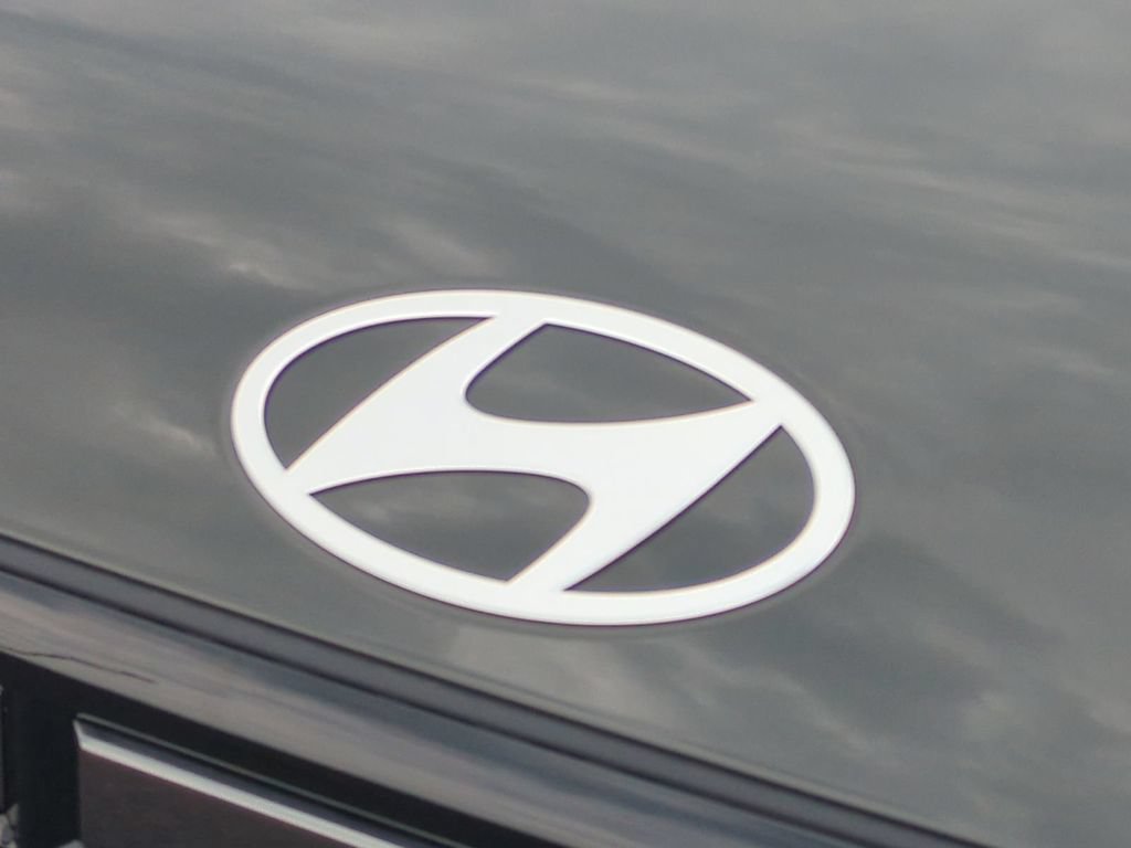 New 2026 Hyundai Santa Fe Limited FWD image 13
