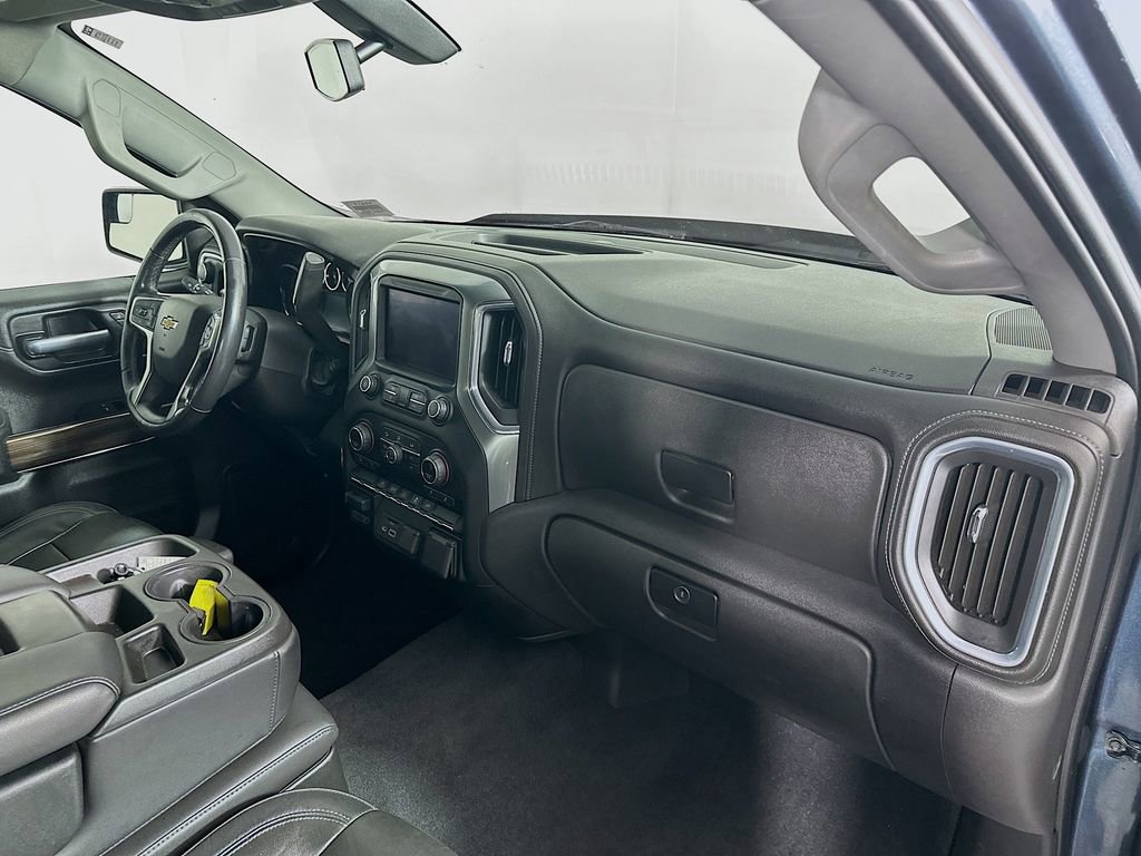 Used 2020 Chevrolet Silverado 1500 LT w/ All-Star Edition image 31