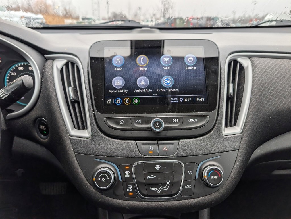 Used 2022 Chevrolet Malibu RS image 17