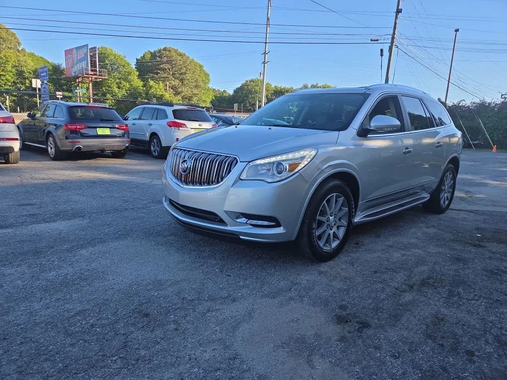 Used 2015 Buick Enclave Leather FWD image 3