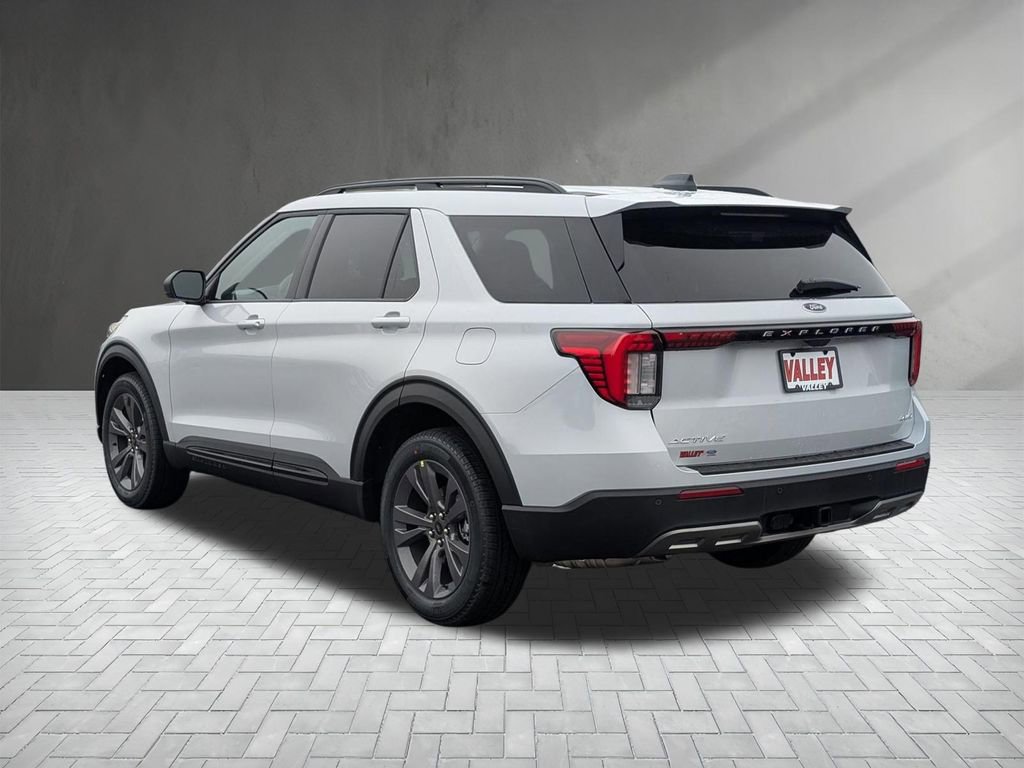 New 2026 Ford Explorer Active w/ Active Comfort Package image 8