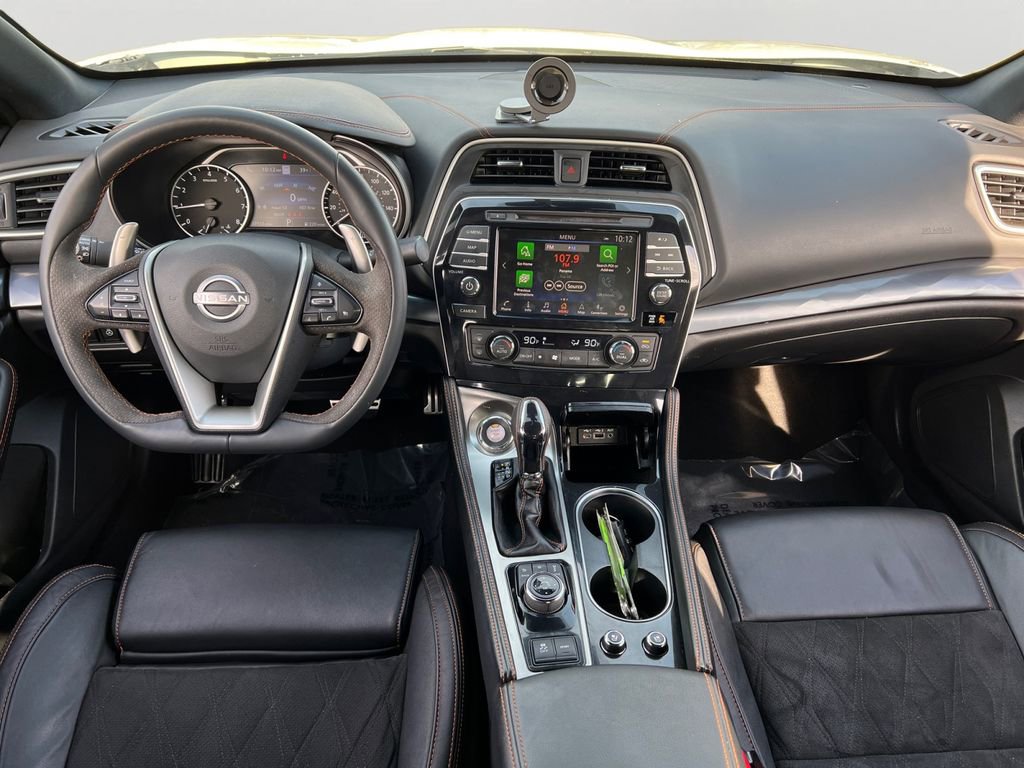 Used 2023 Nissan Maxima SR w/ Sport Mat Group image 11
