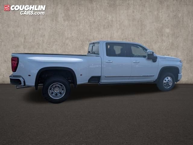 New 2026 Chevrolet Silverado 3500 High Country w/ High Country Premium Package AWD/4WD image 8