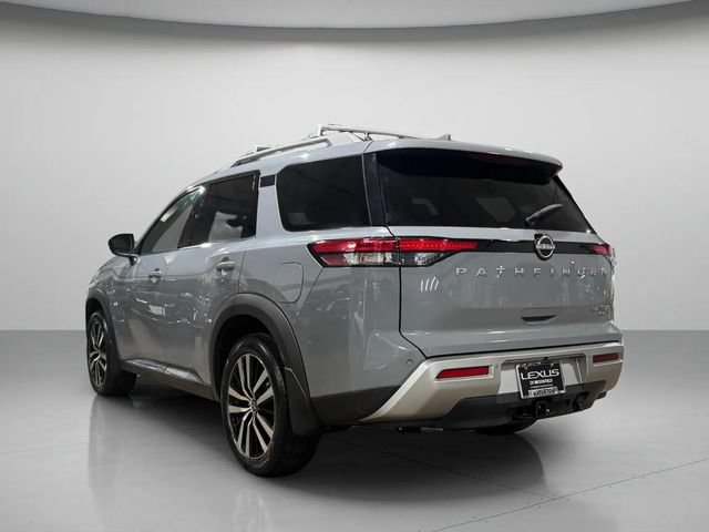 Used 2023 Nissan Pathfinder Platinum AWD/4WD image 5
