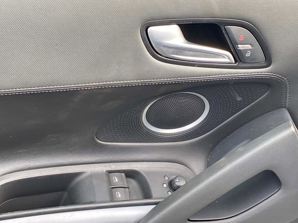 Used 2009 Audi R8 V8 image 13