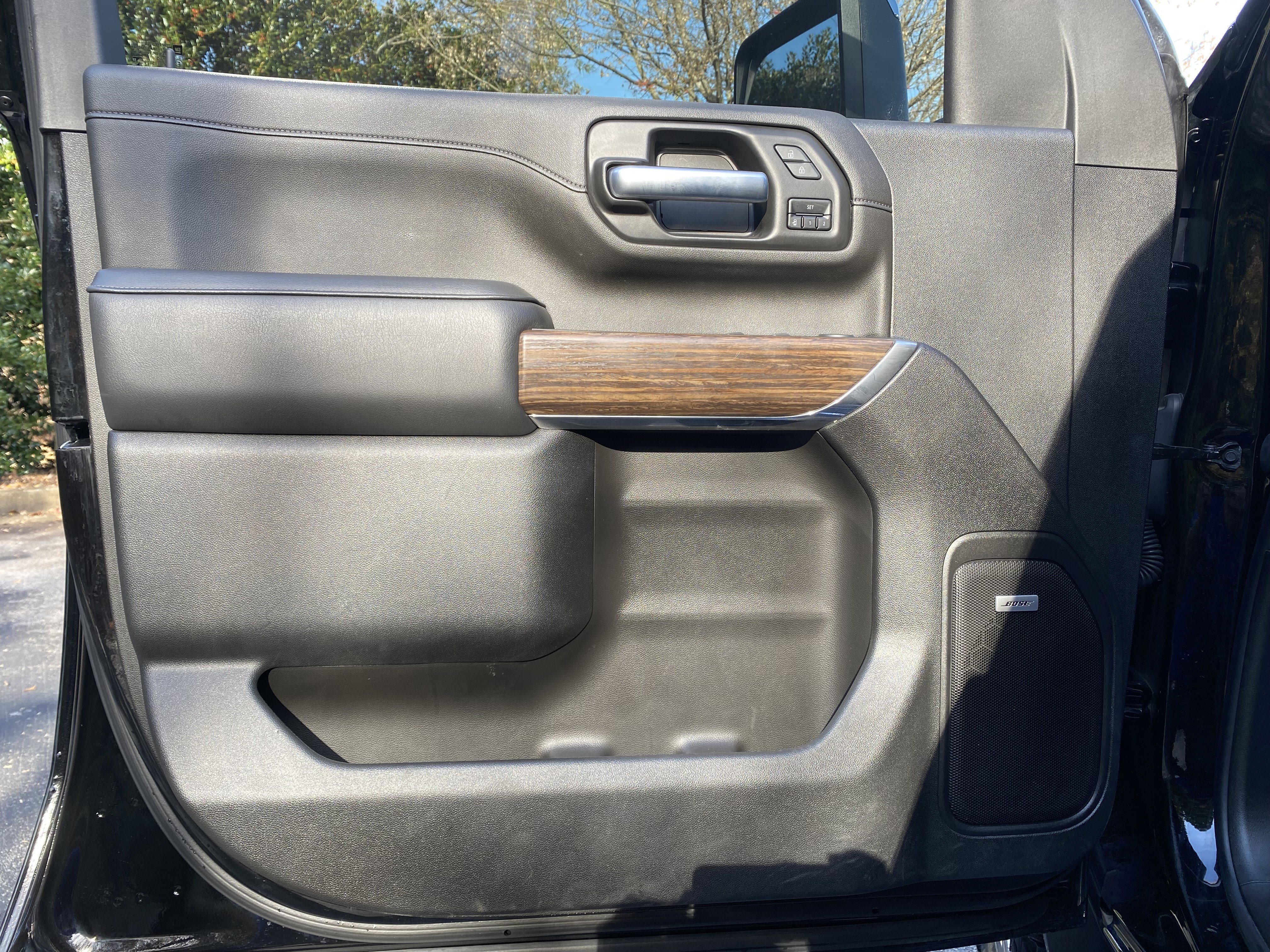 Used 2023 Chevrolet Silverado 3500 High Country image 15