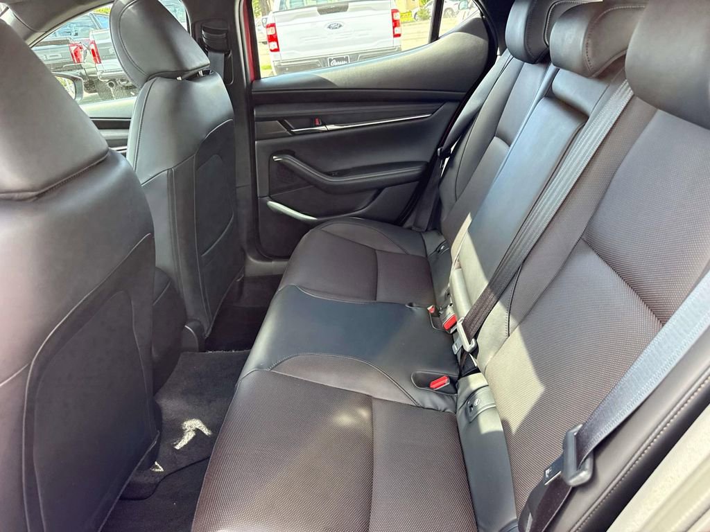 Certified 2026 MAZDA MAZDA3 Hatchback w/Premium Plus Pkg image 10