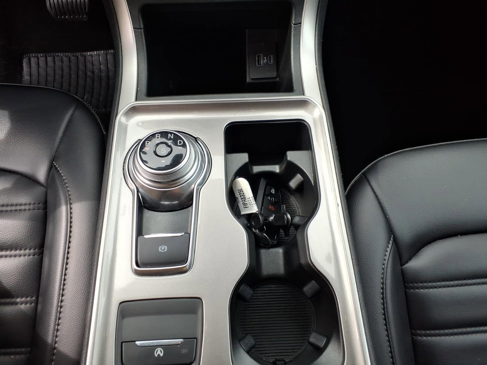 Used 2024 Ford Edge SEL AWD/4WD image 28