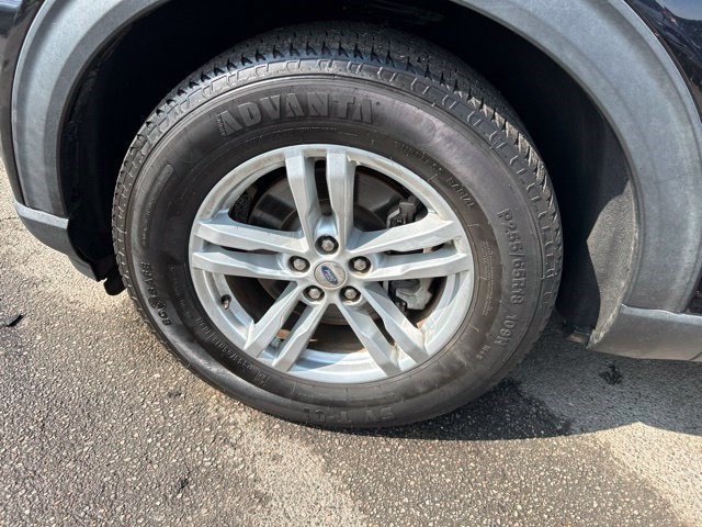 Used 2023 Ford Explorer XLT w/ Equipment Group 202A RWD image 63