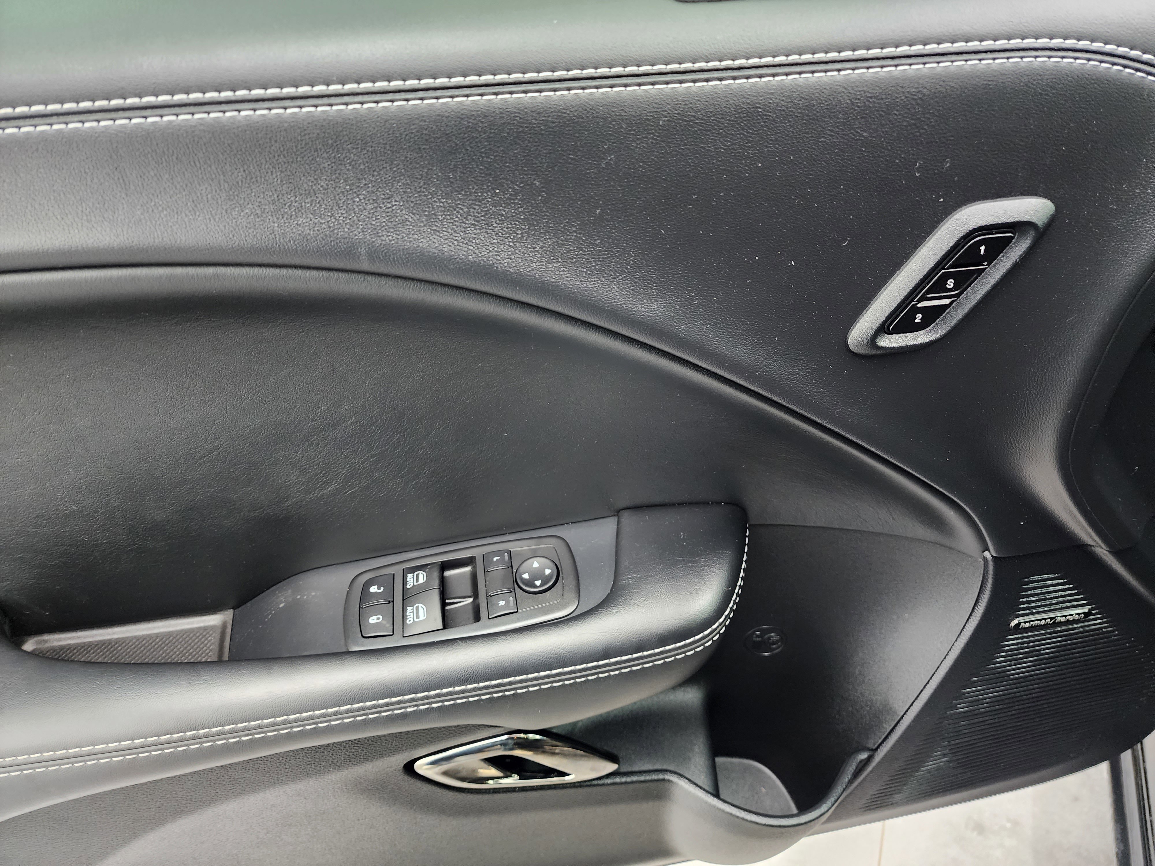 Used 2023 Dodge Challenger SRT Hellcat image 39