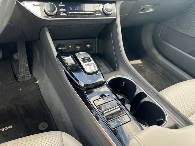 Used 2023 Hyundai Sonata Limited w/ Cargo Package FWD image 27