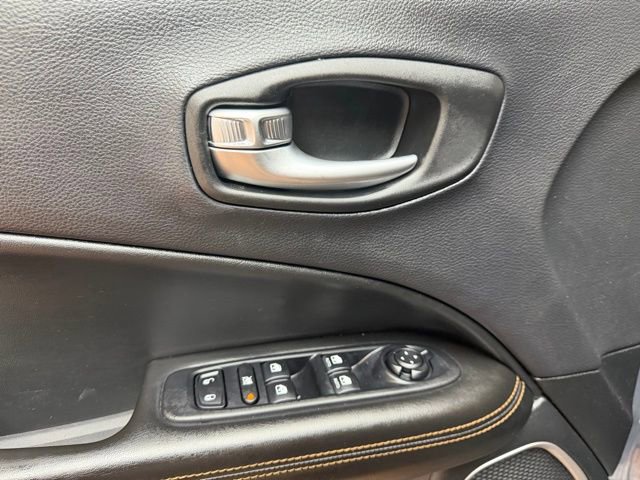 Used 2018 Jeep Compass Limited w/ Navigation Group FWD image 19
