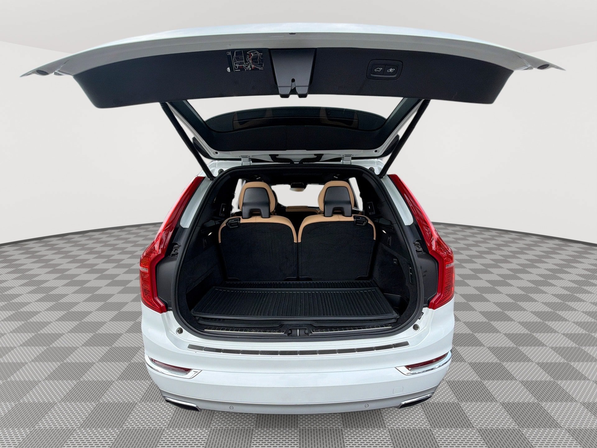 Used 2019 Volvo XC90 T8 Inscription w/ Luxury Package AWD/4WD image 21